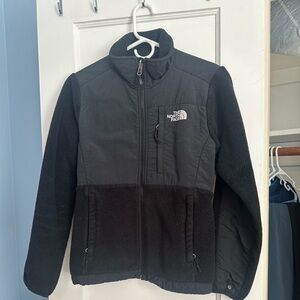 Women’s Denali Northface Jacket Size Small black